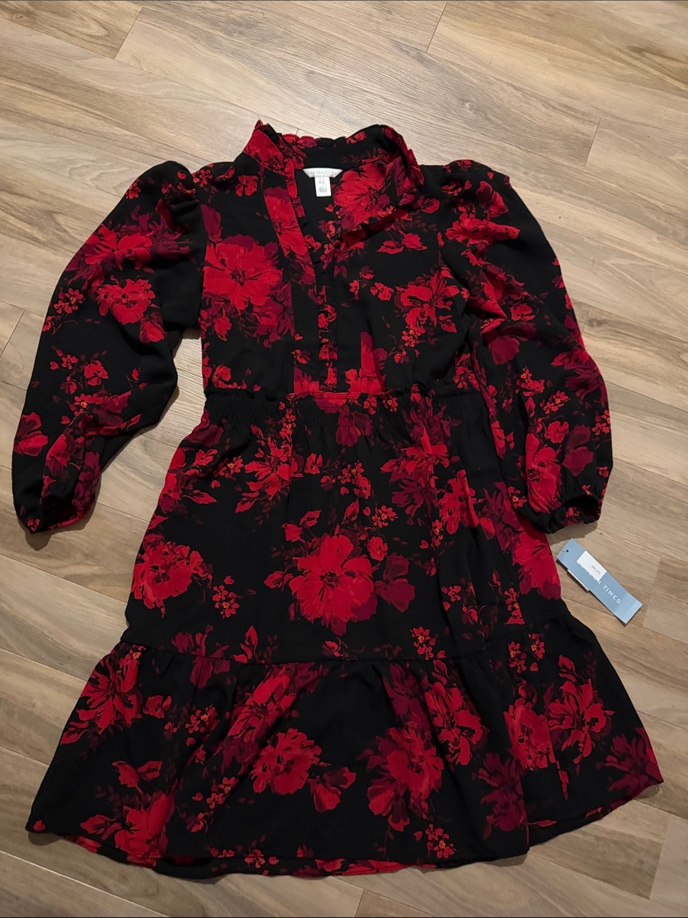 London Times Black & Red Floral Long Sleeve Dress